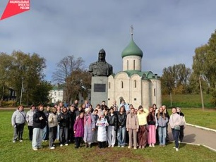 Учащиеся детских школ искусств Юсьвинского муниципального округа приняли участие в программе культурно-просветительского маршрута «Золотое кольцо»