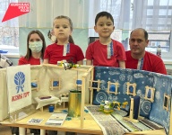 Команда юных инженеров "Мастера" прошла в финал конкурса робототехники "ИКаРенок"