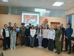 В преддверии Дня защитников Отечества в учреждениях культуры и образования организованы выставки, уроки мужества, встречи с ветеранами боевых действий, показ фильмов в социальных кинозалах