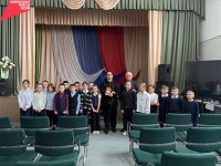 Школьники Юсьвинского муниципального округа встретились с участником и волонтером специальной военной операции
