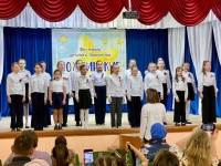 1 мая на сцене Пожвинского Дома культуры прошёл фестиваль детского творчества "Пожвинские звёздочки"