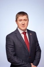 Поздравление губернатора Пермского края Д.Н. Махонина с 1 мая