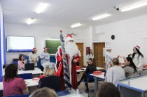 Ребята школьного театра «Зеленая лампа» Пожвинской школы № 1 присоединились к акции «Российский детский Дед Мороз»