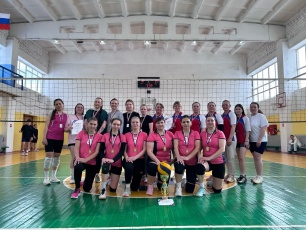  7 марта на базе ДЮСШ «Спарт» прошло первенство территорий округа по волейболу среди мужских и женских команд