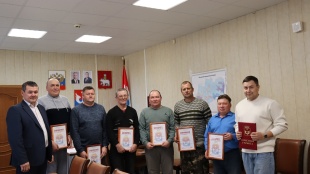 Глава Юсьвинского муниципального округа поздравил дорожников с профессиональным праздником